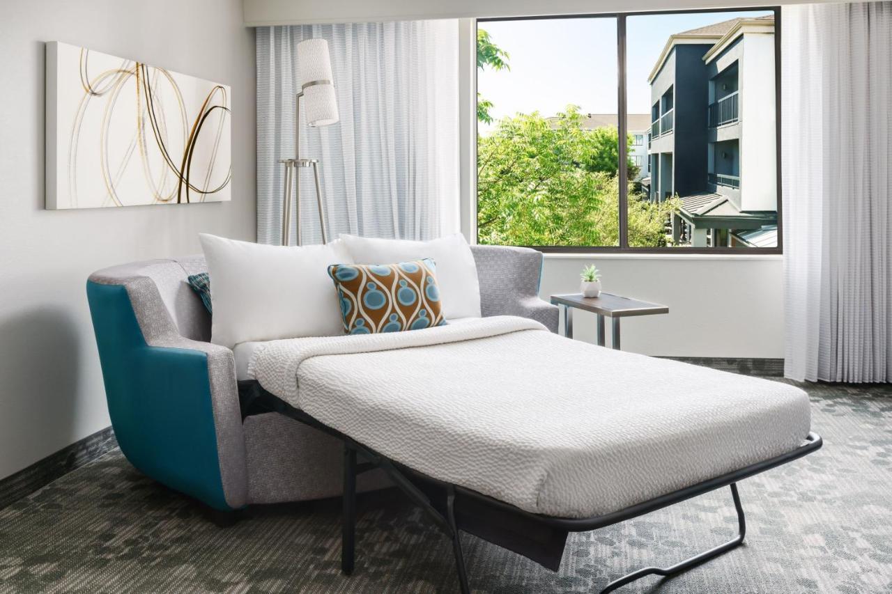 Courtyard By Marriott Dallas Lewisville Ngoại thất bức ảnh