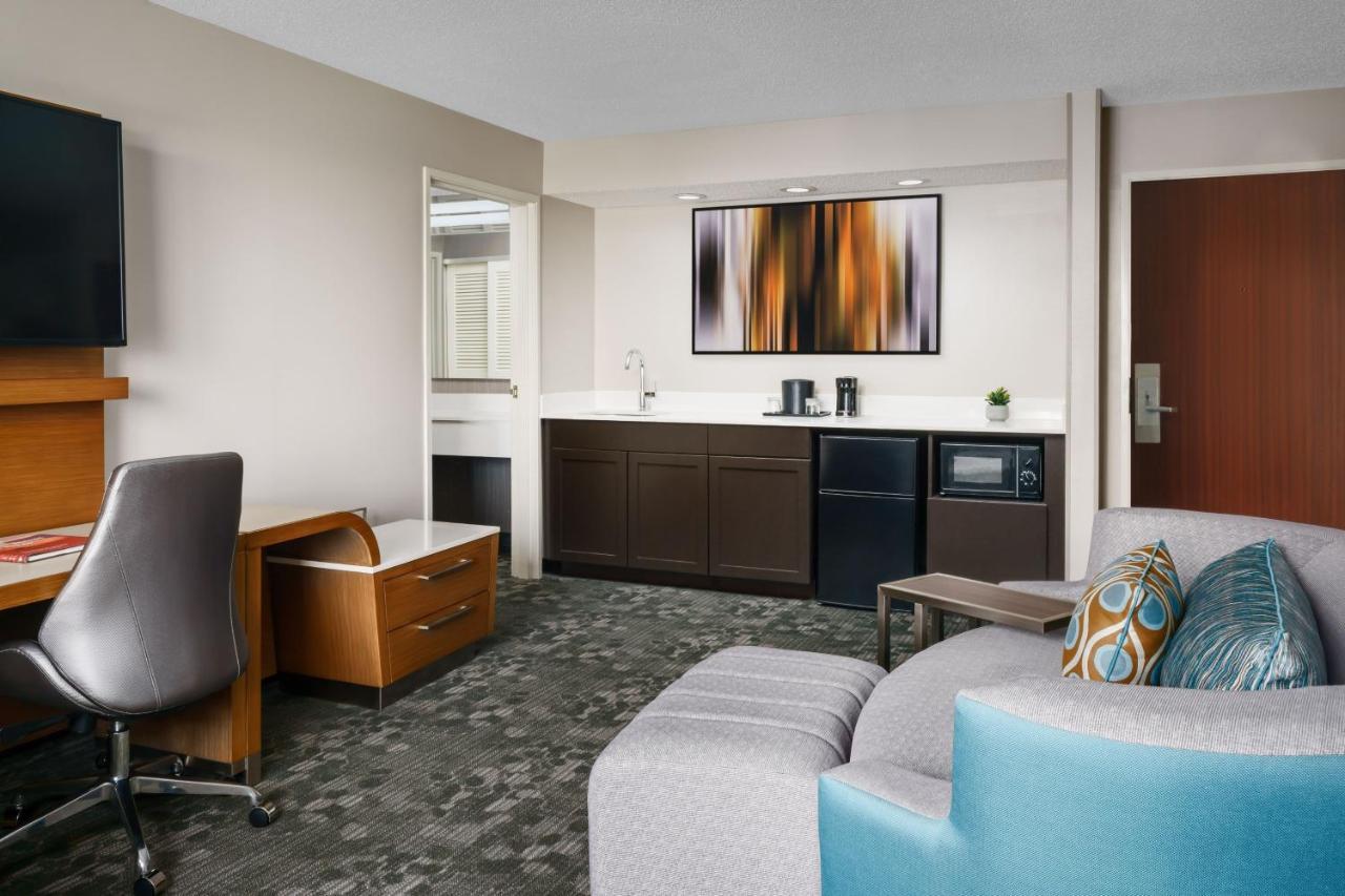 Courtyard By Marriott Dallas Lewisville Ngoại thất bức ảnh